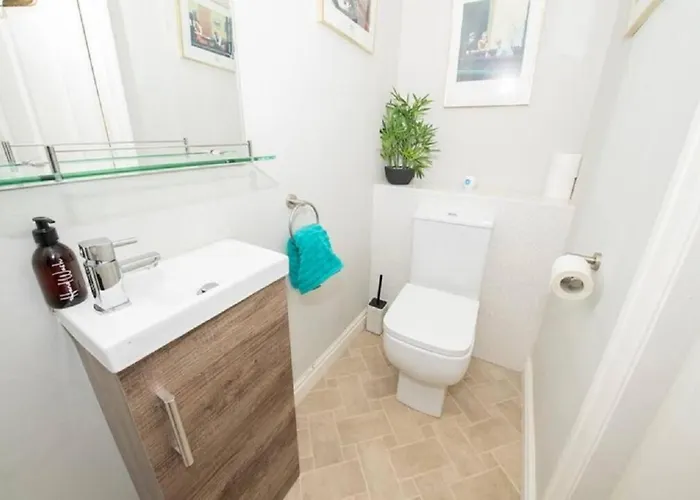 Pelican-stylish 2-bed Close To & Town Apartman Scarborough