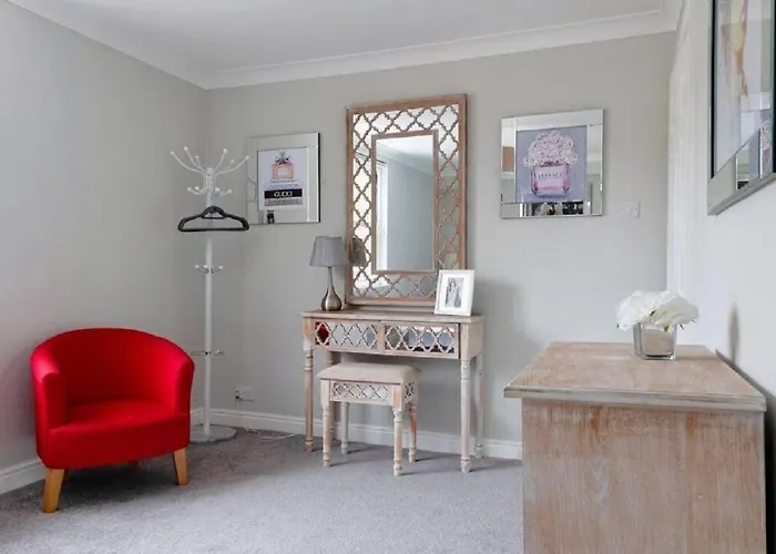 Pelican-stylish 2-bed Close To & Town Apartman *