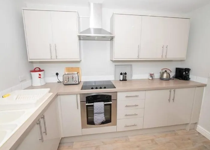 Pelican-stylish 2-bed Close To & Town Apartman Scarborough