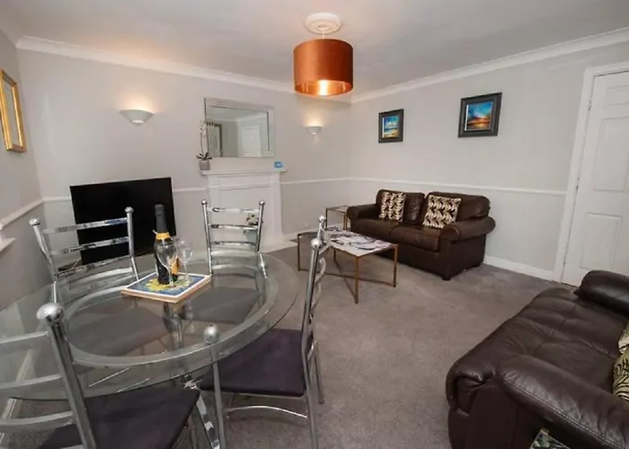 Pelican-stylish 2-bed Close To & Town Apartman Scarborough